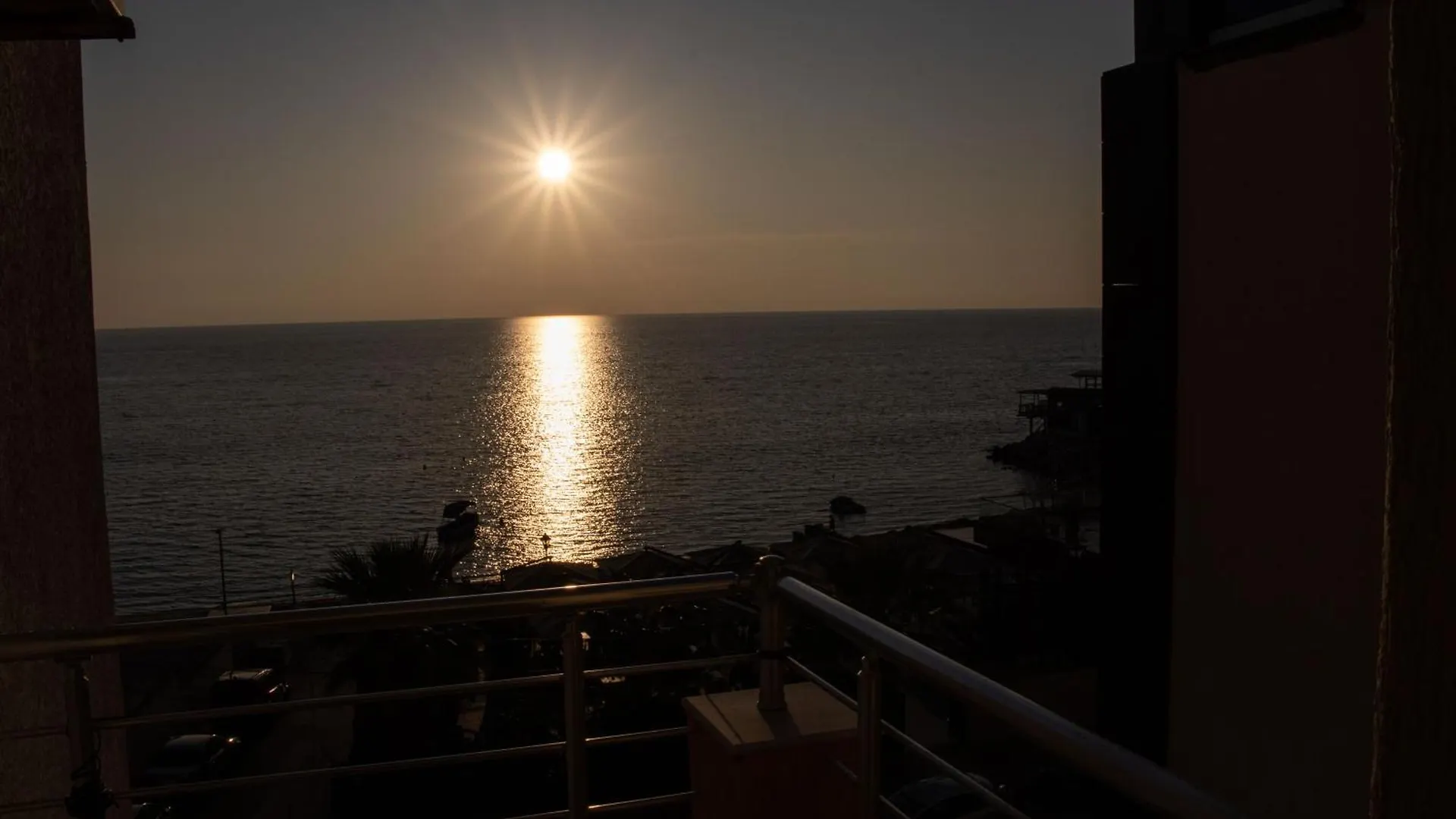 Amazing Paradise Sensation 2 Bedroom Luxury Apartment With A Jacuzzi Durrës