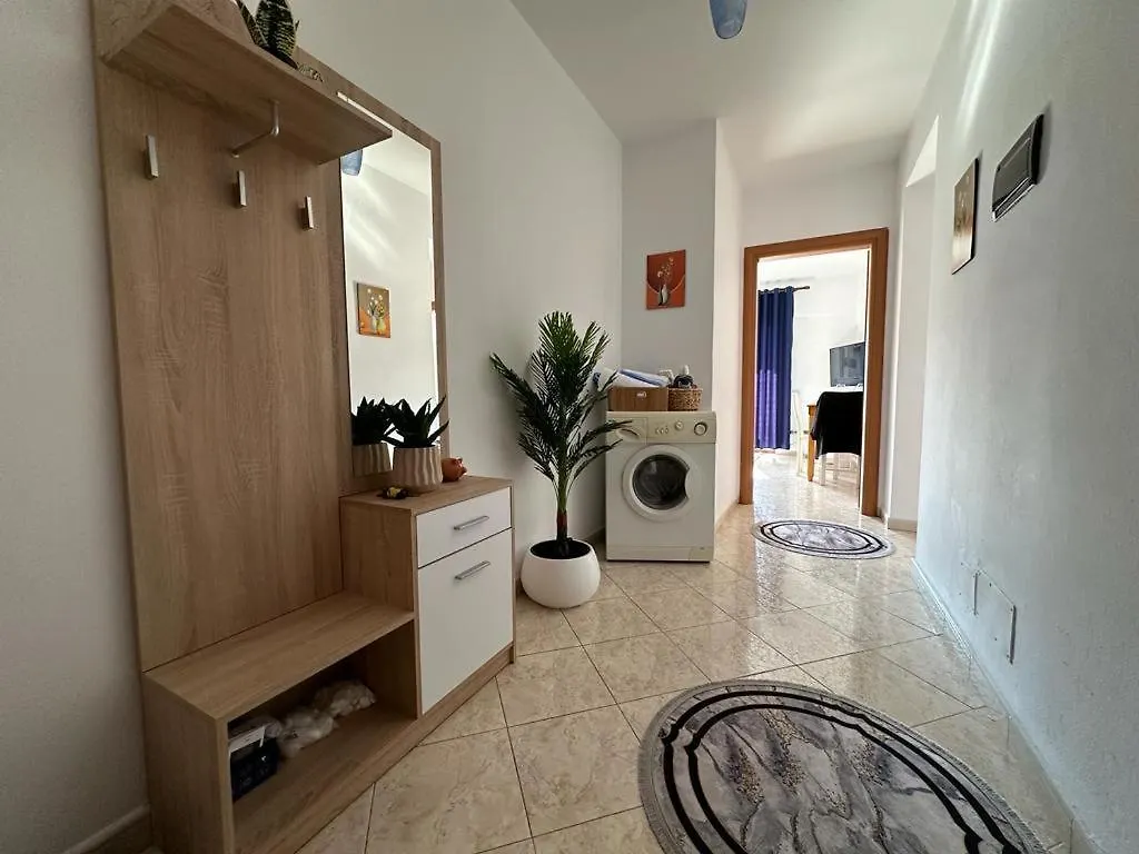 Amazing Paradise Sensation 2 Bedroom Luxury Apartment With A Jacuzzi Durrës