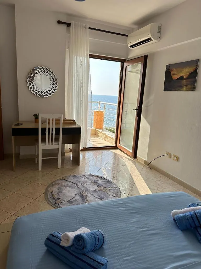 Amazing Paradise Sensation 2 Bedroom Luxury Apartment With A Jacuzzi Durrës 0*,